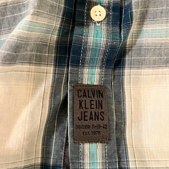 Men’s Calvin Klein Large Button Down Checkered Shirt in Blue - Picture 6 of 13